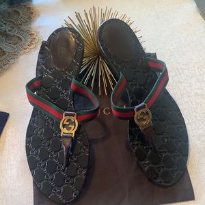 Women’s Gucci Flip Flops (Authentic)